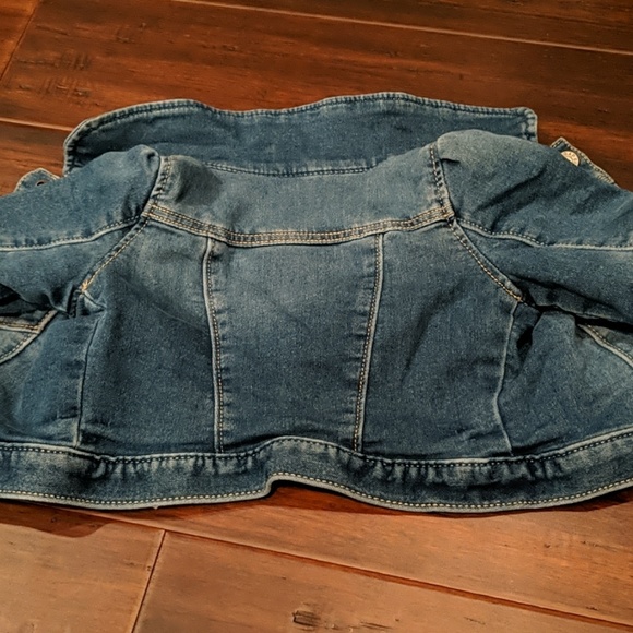 EUC Gap denim jacket with polka dot lining - Picture 6 of 6